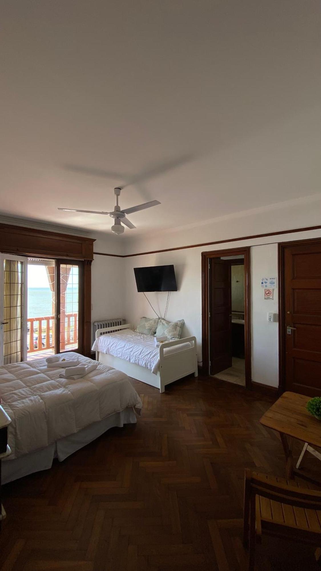 Costa Esperanza Mdq Bed & Breakfast Mar del Plata Exterior photo